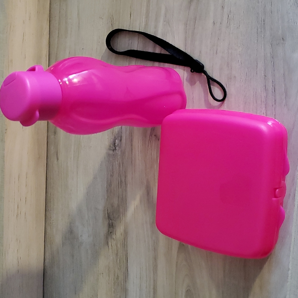 Tupperware Set